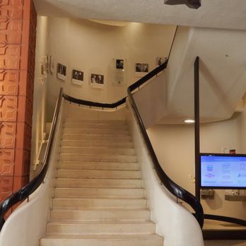UC Berkeley Department of Chemistry - Latimer Hall foyer (2017/2018). - Colleges & Universities Near Me - Berkeley, California UC Berkeley Department of Chemistry - Latimer Hall foyer (2017/2018). - Colleges & Universities Near Me - Berkeley, California