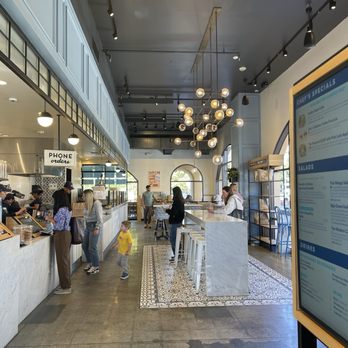 Mendocino Farms - Inside - Sandwiches Near Me - San Mateo, California