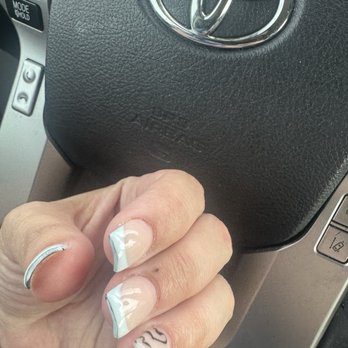 Lumina Nail Lounge - Didn't paint fully - Nail Salons Near Me - Springfield, Missouri Lumina Nail Lounge - Didn't paint fully - Nail Salons Near Me - Springfield, Missouri