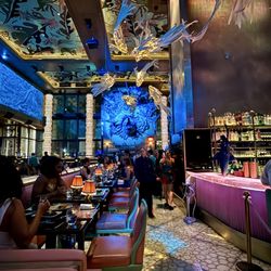 Sexy Fish - Restaurant, heading out to the entrance