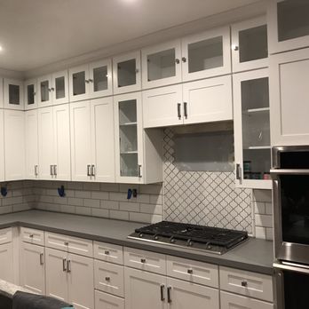 J&H Flooring - Subway tile backsplash - Flooring Near Me J&H Flooring - Subway tile backsplash - Flooring Near Me