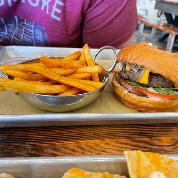 Able Baker Brewing - Burger - Brewpubs Near Me - Las Vegas, Nevada Able Baker Brewing - Burger - Brewpubs Near Me - Las Vegas, Nevada
