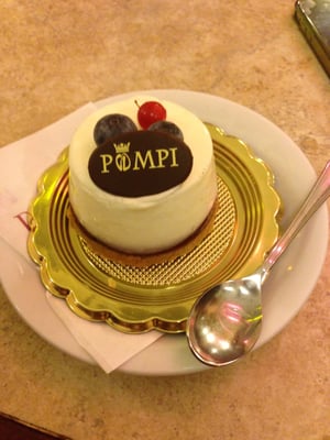 Pompi by null