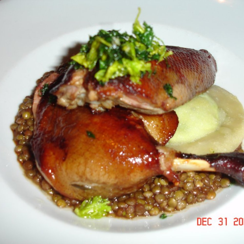 Buckeye Roadhouse - The Juicy Duck - American Near Me - Mill Valley, California