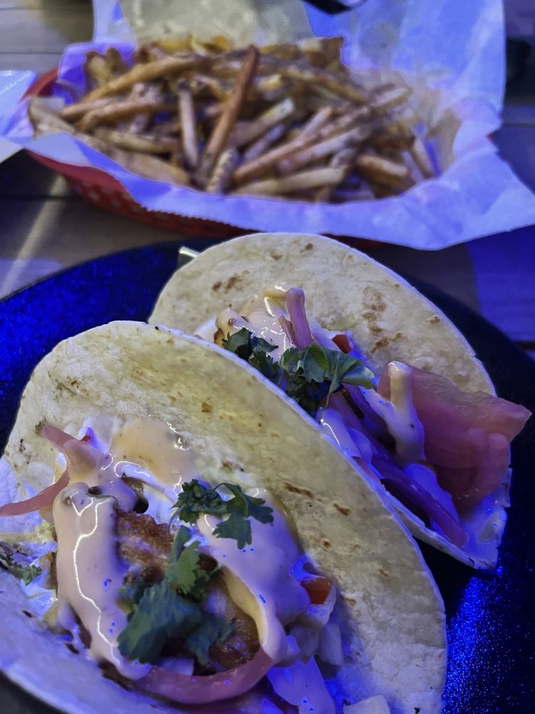 Blue Moon Kitchen & Bar Image