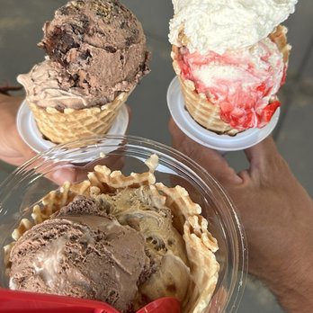 Bruster's Real Ice Cream - Desserts Near Me - Whittier, California Bruster's Real Ice Cream - Desserts Near Me - Whittier, California