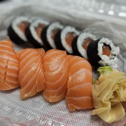 Umi Sushi - Salmon lovers lunch special