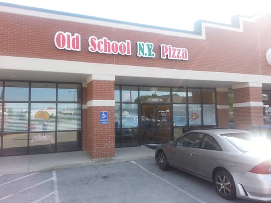 Old School N.Y. Pizza by null