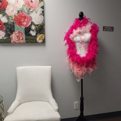 InMed Diagnostic Services - interior waiting area