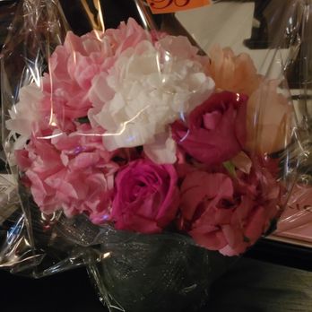 Beethoven's Veranda - Deluxe bouquet - Florists Near Me - Hoboken, New Jersey Beethoven's Veranda - Deluxe bouquet - Florists Near Me - Hoboken, New Jersey
