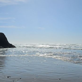 Hug Point State Recreation Site - The other 'left' side of the beach is unreachable when the tide is in. - Parks Near Me - Arch Cape, Oregon Hug Point State Recreation Site - The other 'left' side of the beach is unreachable when the tide is in. - Parks Near Me - Arch Cape, Oregon