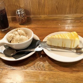 Fat Olives - Crème brûlée, cheesecake and salted caramel gelato - Pizza Near Me - Flagstaff, Arizona Fat Olives - Crème brûlée, cheesecake and salted caramel gelato - Pizza Near Me - Flagstaff, Arizona