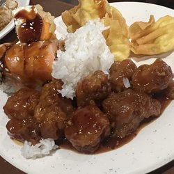 China Buffet - Sesame Chicken, sushi, crab rangoons and white rice