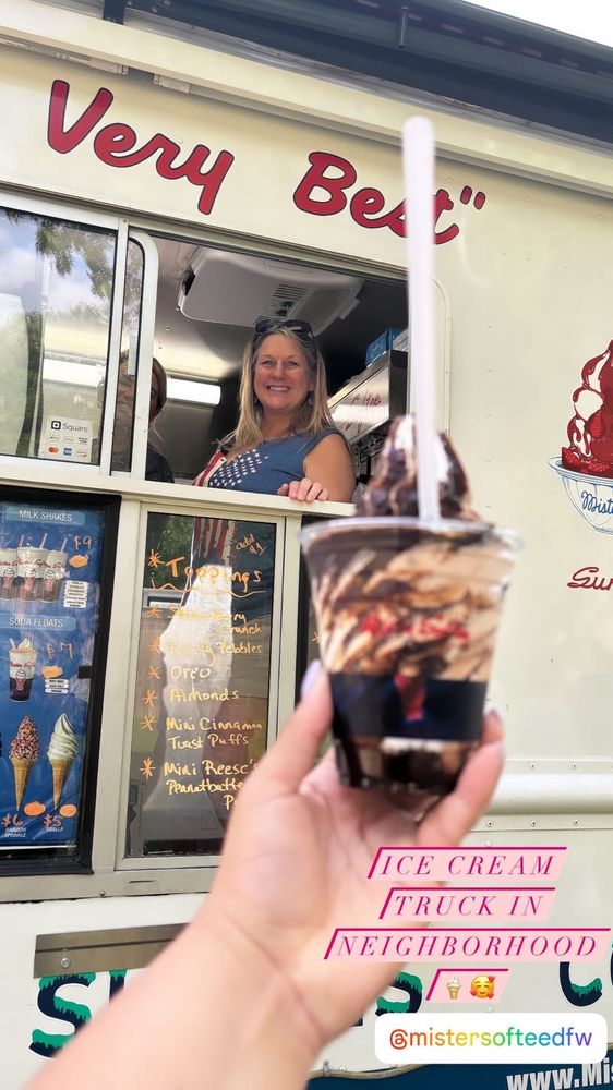 Mister Softee DFW Logo