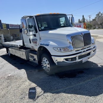 Hooked On Towing - Roadside Assistance Near Me - Ontario, California
