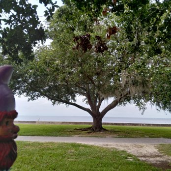 Mandeville Lakefront - Landmarks & Historical Buildings Near Me - Mandeville, Louisiana