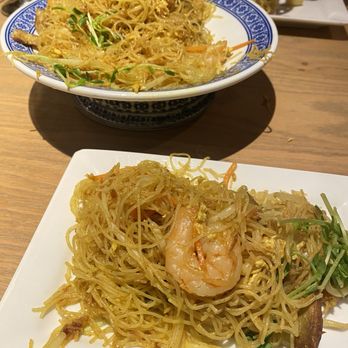 Empire - Noodles - Lounges Near Me - Boston, Massachusetts