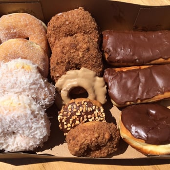 Red's Donuts - Donuts Near Me - Seaside, California