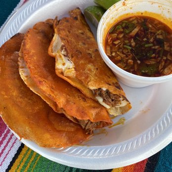 Adri’s Tacos - Quesbirria - Food Trucks Near Me - Plant City, Florida