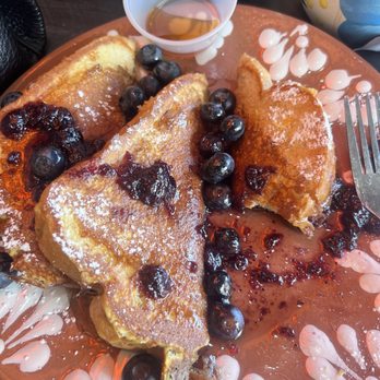 Ah Huevo - Blueberry French toast - Mexican Near Me - Santa Rosa, California