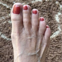 Jazzi's Nail - Happy toes and soft feet!!