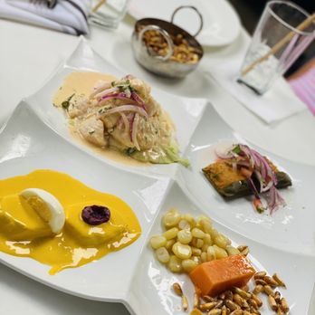 CVI.CHE 105 - Tetra de Ceviches - Seafood Near Me - Miami Beach, Florida CVI.CHE 105 - Tetra de Ceviches - Seafood Near Me - Miami Beach, Florida
