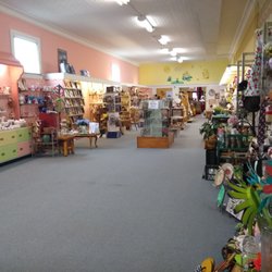 Main Street Emporium Antiques and Gifts - Shopping while the hubbs is at the coffee shop across the street. The Emporium is upstairs and downstairs inside the candy shop.