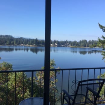 Flagship Inn - View from the bed - Hotels Near Me - Bremerton, Washington