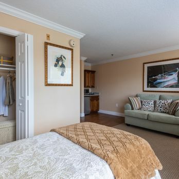 AdviniaCare Venice - Skilled Nursing Near Me - Venice, Florida AdviniaCare Venice - Skilled Nursing Near Me - Venice, Florida