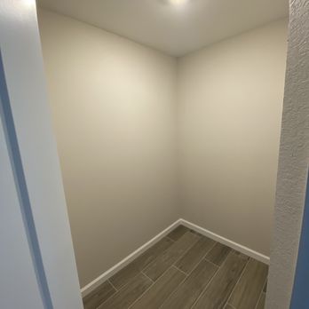 GK Property Management - Before shelving - Pressure Washers Near Me - Naples, Florida