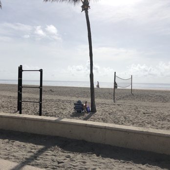 PADL - North Beach Park - Beach workout equipment and volleyball nets - Beaches Near Me - Hollywood, Florida