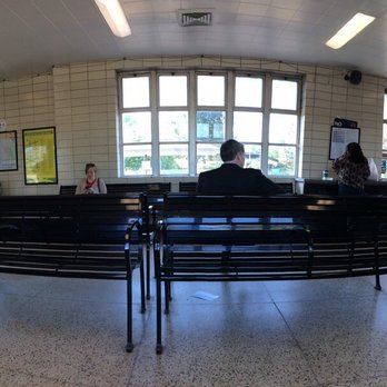 Metra Train Station - Pano of station interior - Train Stations Near Me - Glen Ellyn, Illinois