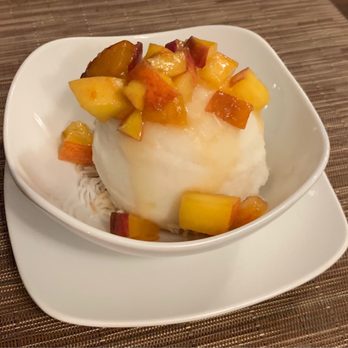 Season's At Highland Lake - Pineapple Sorbet - New American Near Me - Flat Rock, North Carolina Season's At Highland Lake - Pineapple Sorbet - New American Near Me - Flat Rock, North Carolina