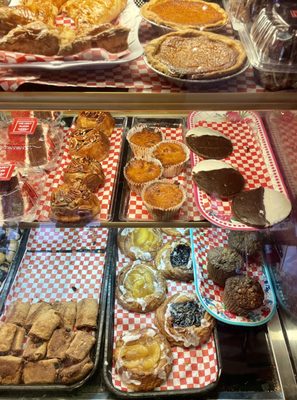 Lee Lee's Baked Goods by null