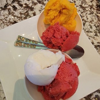 Oceano - The best! Raspberry sorbet,coconut mango! I highly recommend half mango half coconut for a very good tropical taste!!! - Seafood Near Me - Reno, Nevada Oceano - The best! Raspberry sorbet,coconut mango! I highly recommend half mango half coconut for a very good tropical taste!!! - Seafood Near Me - Reno, Nevada