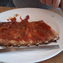 Green Leaf Restaurant & Drive In - Suppose to be a full rack of ribs