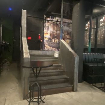 Live Axe - Axe Throwing Near Me - New York, New York Live Axe - Axe Throwing Near Me - New York, New York
