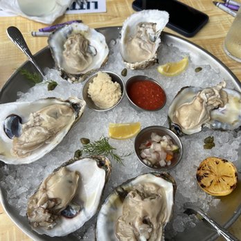 Seaside Oyster Bar - Suwanee - Seafood Near Me - Suwanee, Georgia