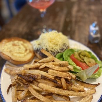 SOCIAL SOUTHERN TABLE & BAR - Updated July 2024 - 461 Photos & 332