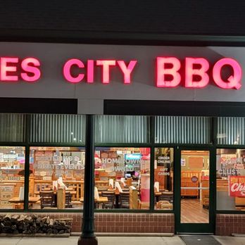 Shawnee's Bates City BBQ - Exterior strip location - Barbeque Near Me - Shawnee, Kansas Shawnee's Bates City BBQ - Exterior strip location - Barbeque Near Me - Shawnee, Kansas