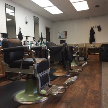 Buddy's Barber Shop - Barbers Near Me - Biloxi, Mississippi Buddy's Barber Shop - Barbers Near Me - Biloxi, Mississippi