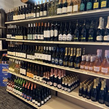 Pauly’s Wine Experience - Wine Bars Near Me - Grand Rapids, Michigan Pauly’s Wine Experience - Wine Bars Near Me - Grand Rapids, Michigan