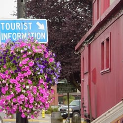 Shelton Mason County Chamber of Commerce - Our Visitor Information center, located on Railroad Ave. in the historic Caboose!