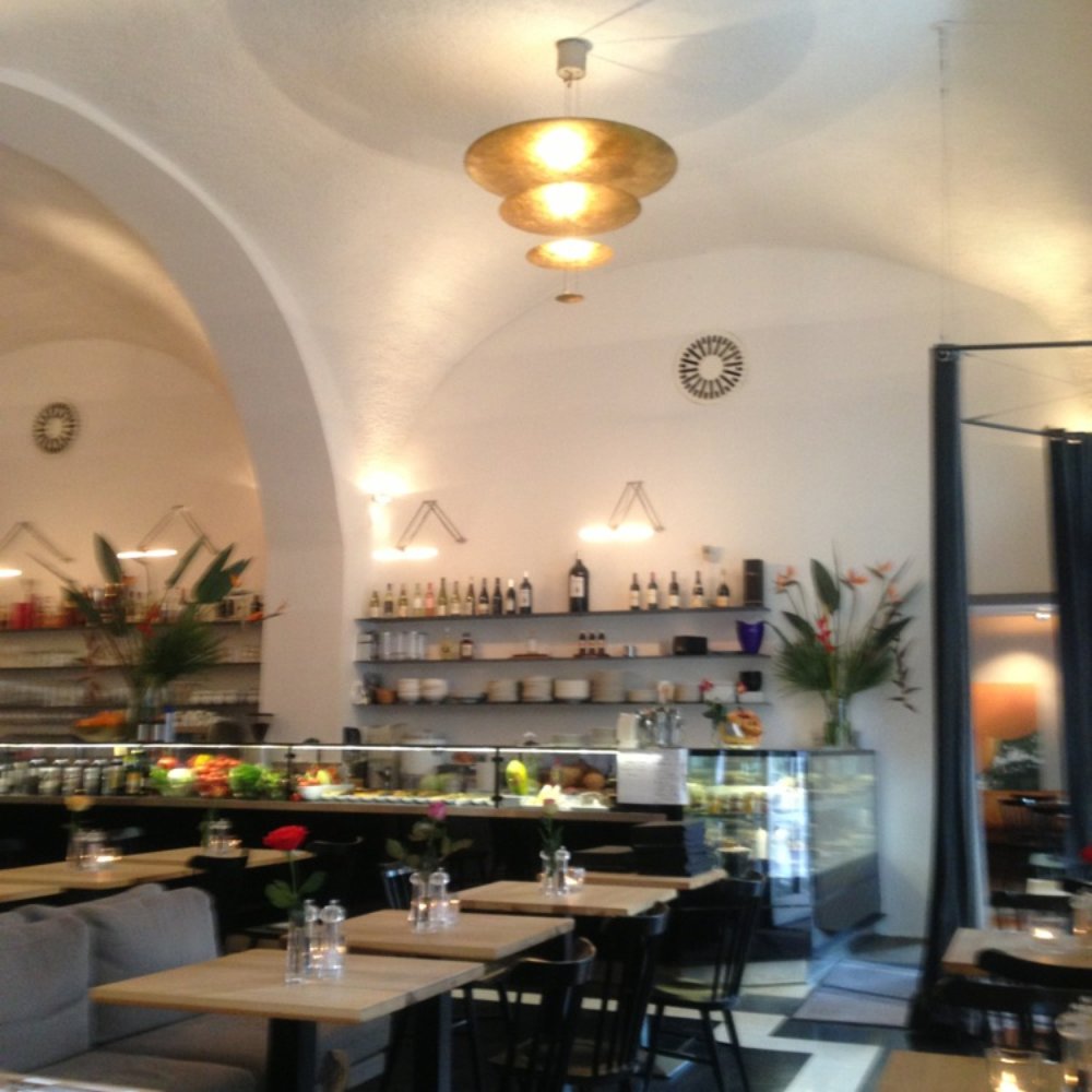 Cool decor in Prinz Myshkin! Cool decor in Prinz Myshkin!