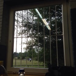 Kinder- und Jugendtreff Dülfer - Die Fenster sind alle verschlossen & vergittert. Total stickig hier drin!