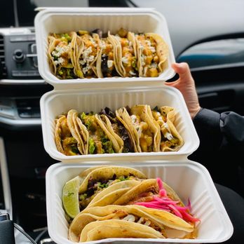 Xochi - Vegetarian combo with cheese (top); vegetarian combo w/out cheese (mid); Tinga, Chicharrones, Encebollados (bottom) - Food Trucks Near Me - Issaquah, Washington Xochi - Vegetarian combo with cheese (top); vegetarian combo w/out cheese (mid); Tinga, Chicharrones, Encebollados (bottom) - Food Trucks Near Me - Issaquah, Washington