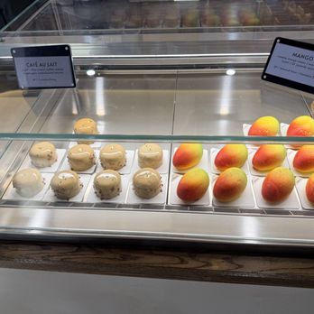 Layered - Bakeries Near Me - Fairfax, Virginia
