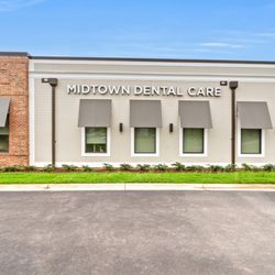 Midtown Dental Care - Side of office, Midtown Dental Care. Dentist in Columbus, GA.