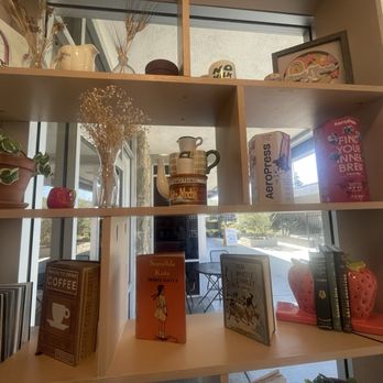 Twee Coffee - Coffee & Tea Near Me - Riverside, California