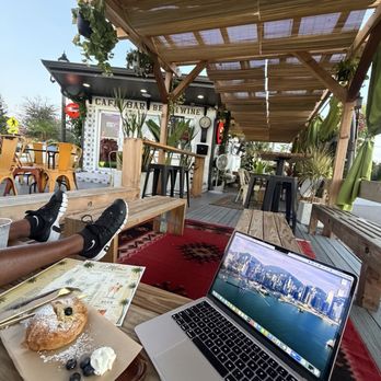 De Facto Cafe - Coffee & Tea Near Me - Clearwater, Florida De Facto Cafe - Coffee & Tea Near Me - Clearwater, Florida